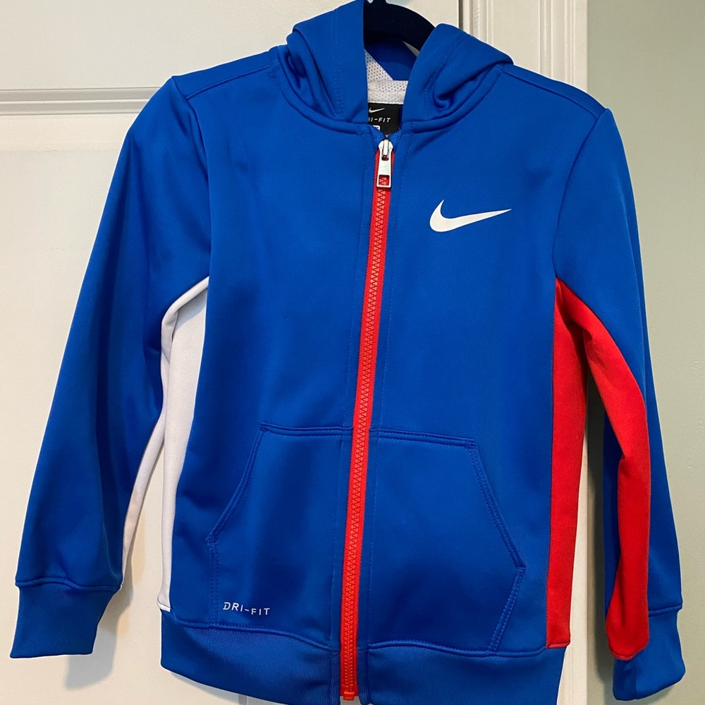 Boys Nike track suit
